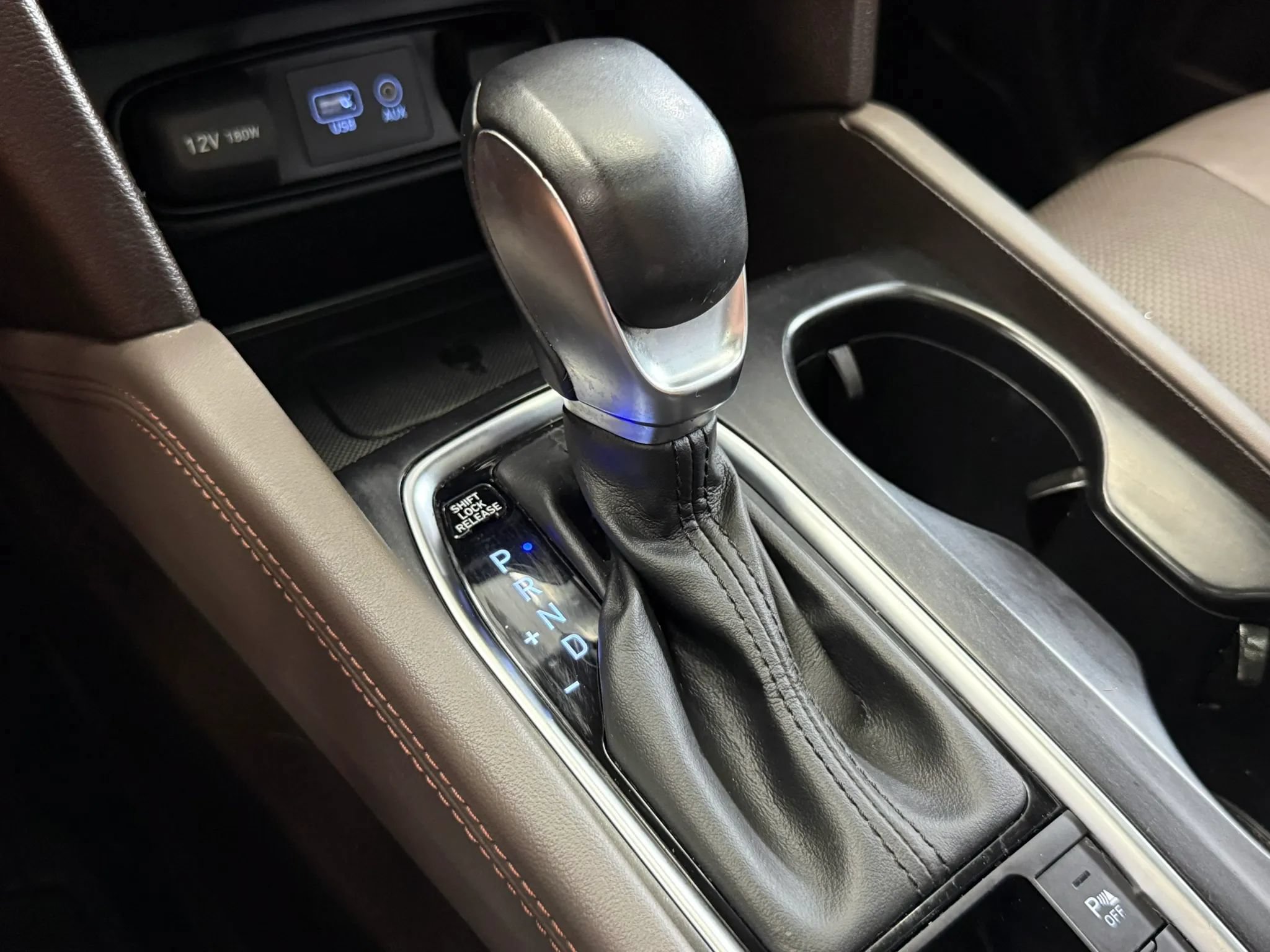 Used 2019 Hyundai Santa Fe AWD w/ Cargo Package image 19