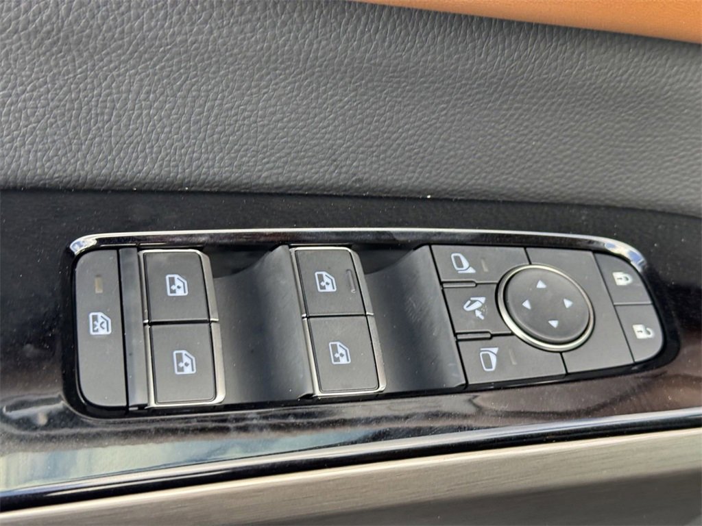 New 2025 Nissan Pathfinder Platinum w/ Lighting Package (N93) image 17