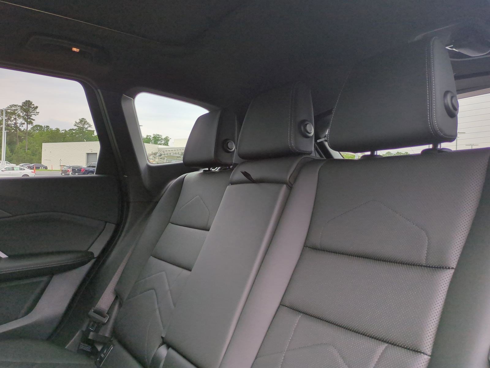 Certified 2025 BMW X1 xDrive28i w/ Premium Package image 28