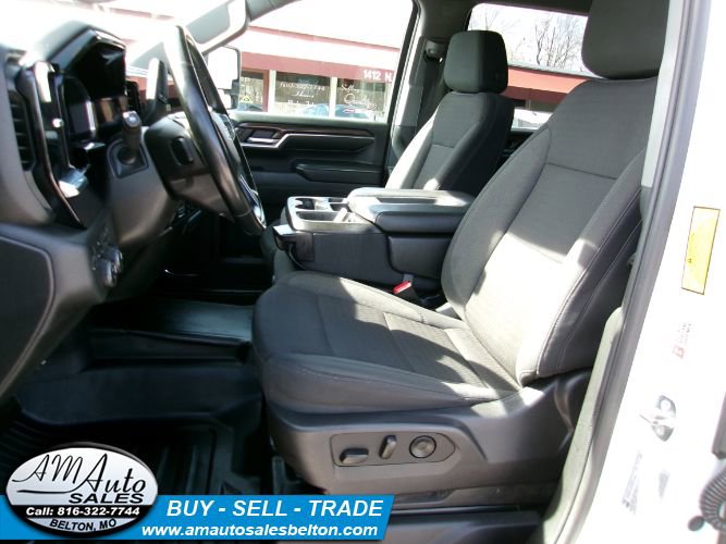 Used 2024 Chevrolet Silverado 2500 LT w/ Convenience Package image 18