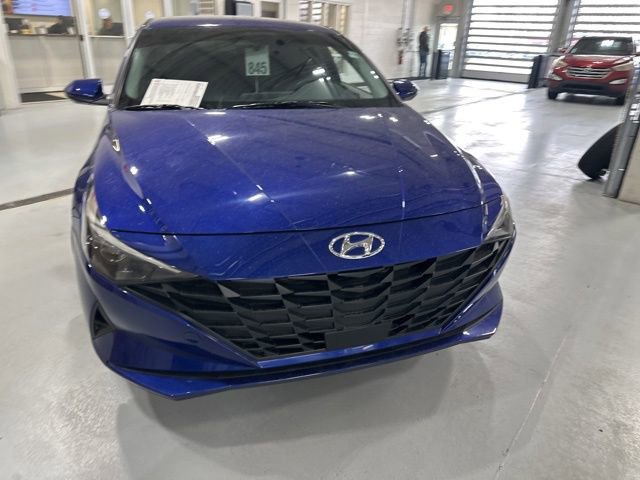 Certified 2023 Hyundai Elantra SEL w/ Convenience Package image 8
