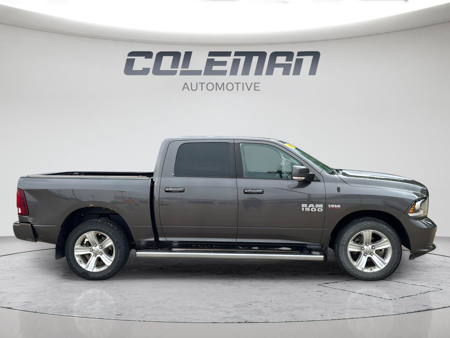 Used 2014 RAM 1500 Sport w/ Convenience Group AWD/4WD image 9