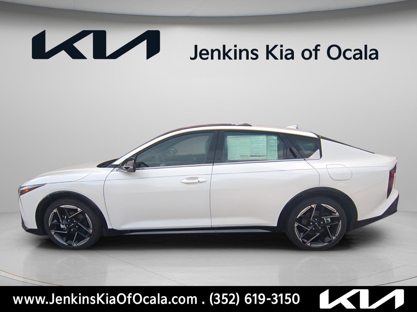 New 2026 Kia K4 GT-Line w/ GT-Line Premium Package FWD image 6