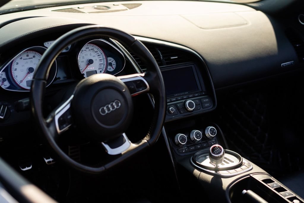 Used 2012 Audi R8 V10 AWD/4WD image 33