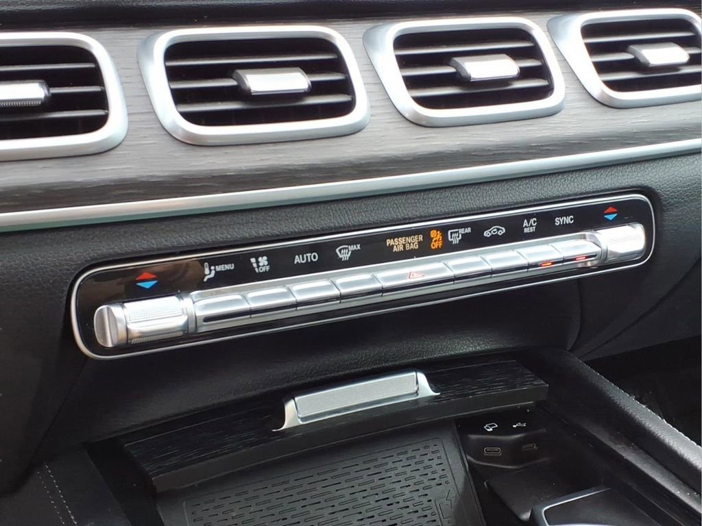 Used 2023 Mercedes-Benz GLE 350 w/ Premium Package image 10