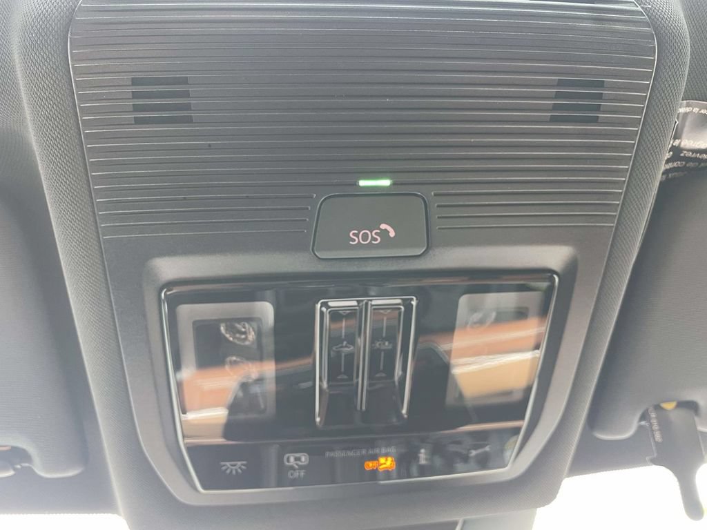 New 2026 Volkswagen Tiguan SEL R-Line AWD/4WD image 26