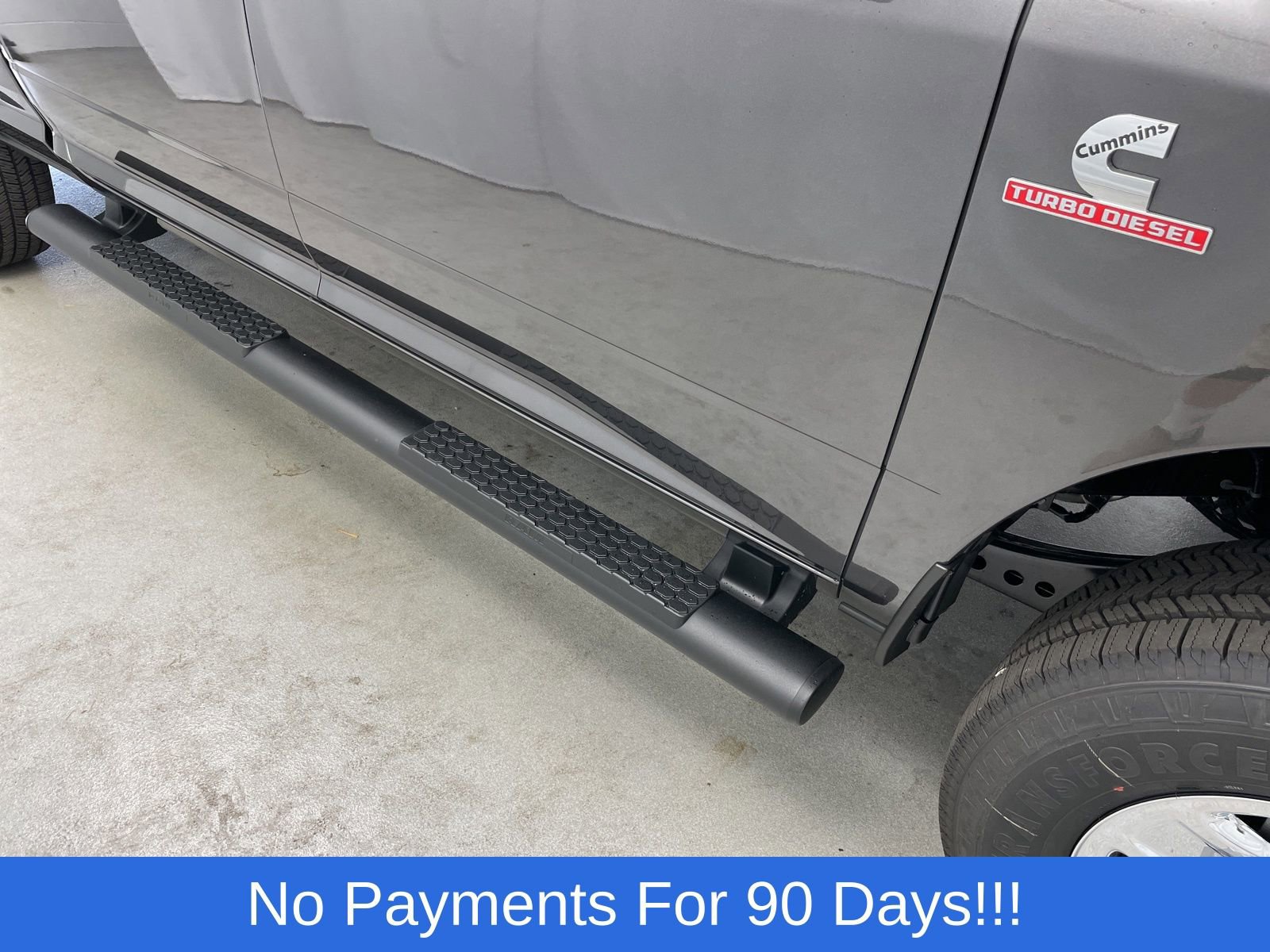 New 2025 RAM 2500 Tradesman AWD/4WD image 3
