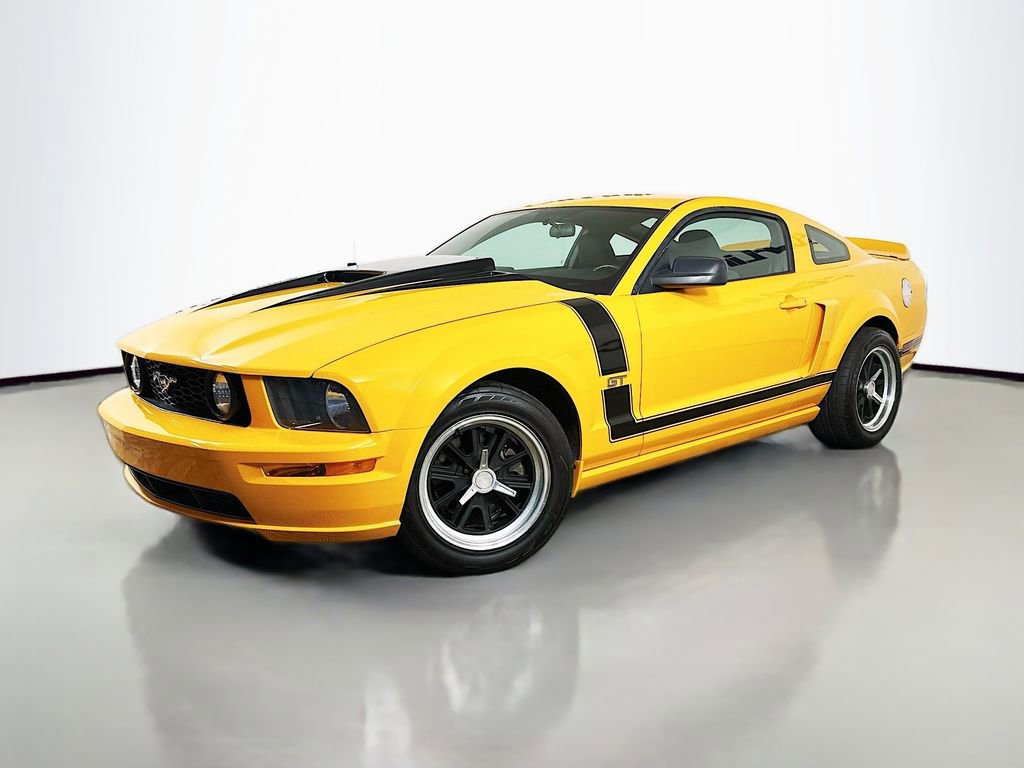 Used 2007 Ford Mustang GT RWD image 3
