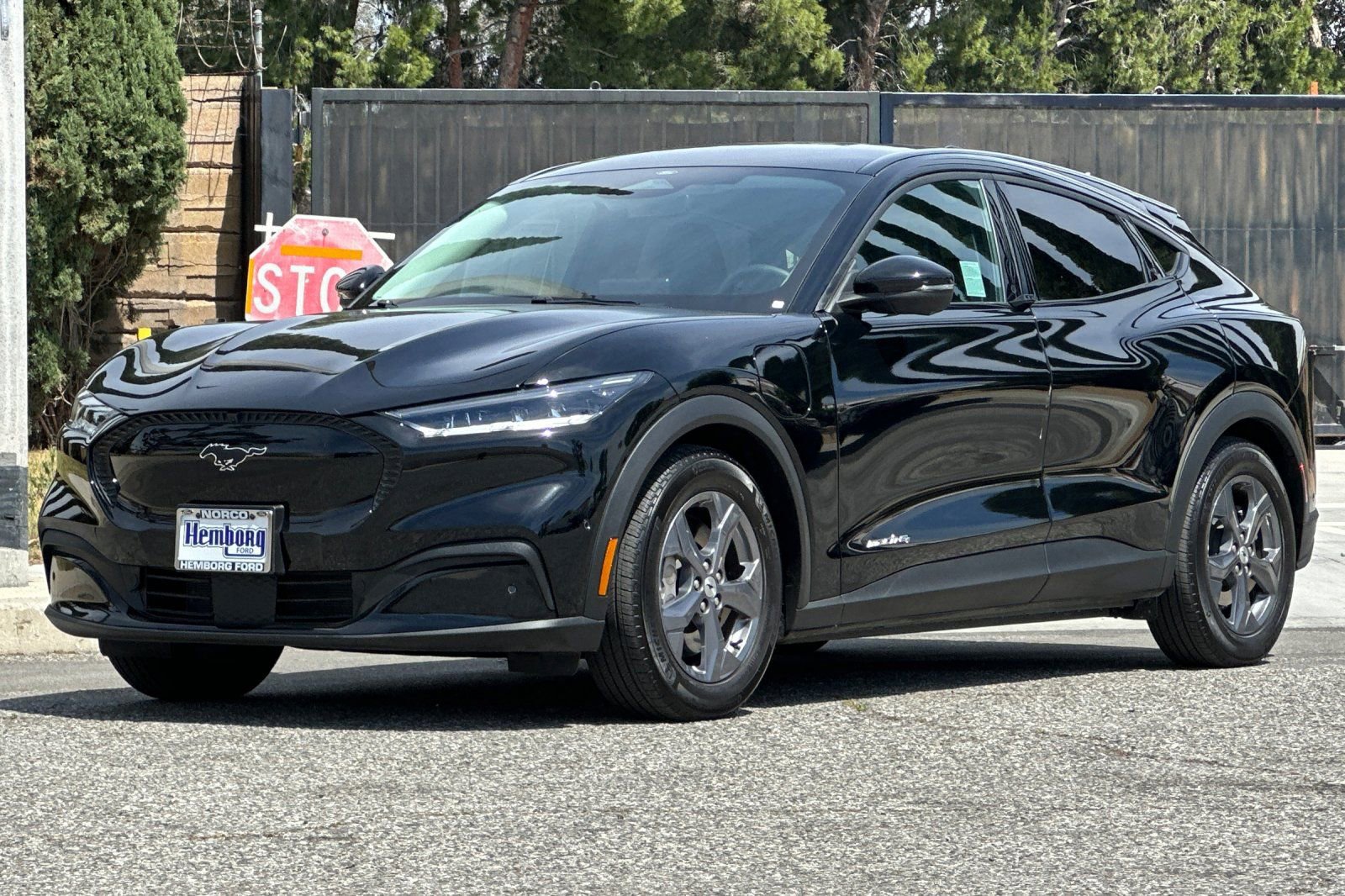 Used 2023 Ford Mustang Mach-E Select image 8