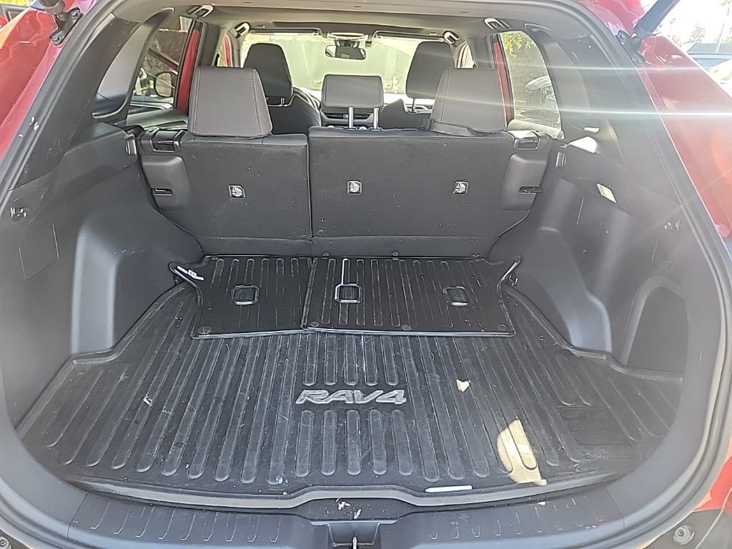 Used 2023 Toyota RAV4 SE w/ Weather & Moonroof Package image 12