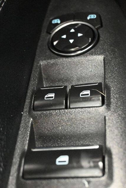 Used 2022 Ford Mustang Premium image 19