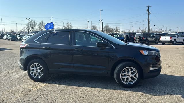 Certified 2023 Ford Edge SEL w/ Convenience Package image 3