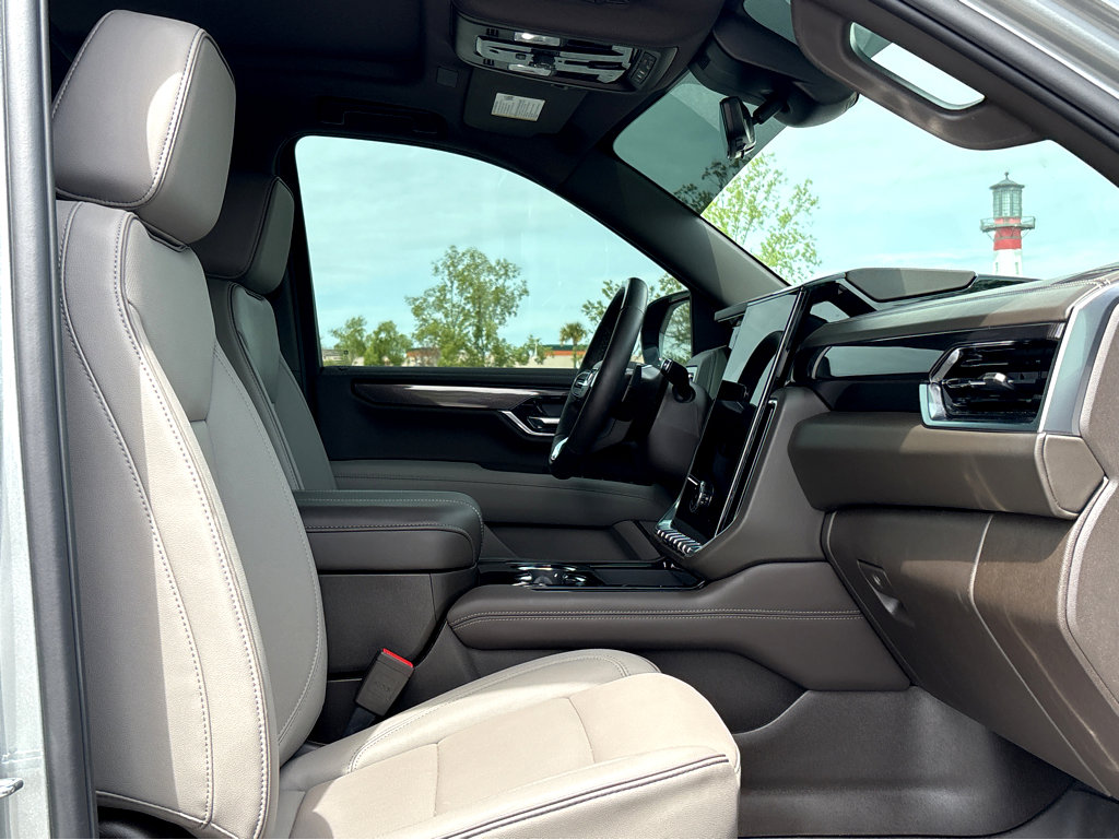 Used 2026 GMC Yukon Elevation w/ Elevation Premium Package image 6