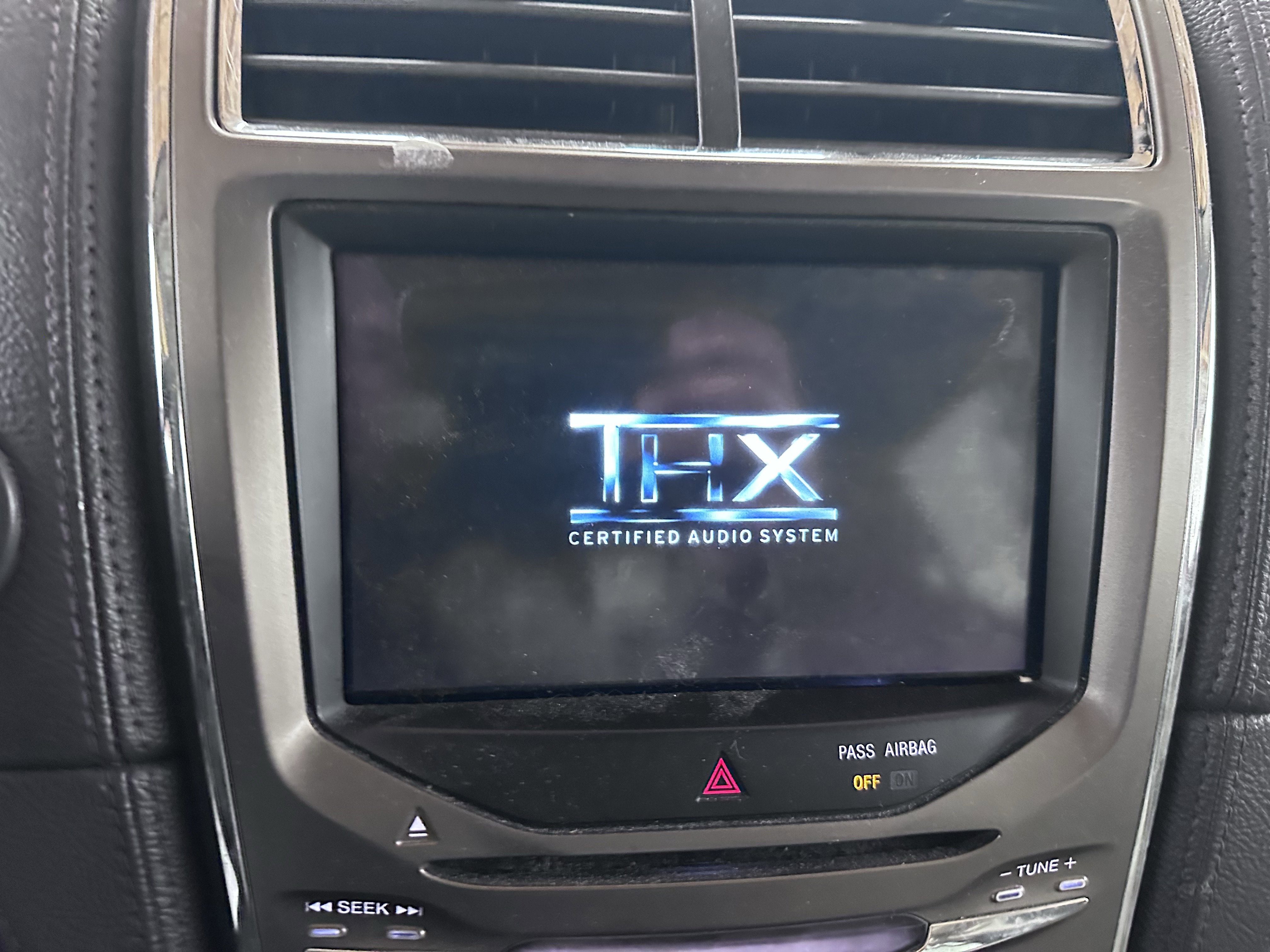 Used 2011 Lincoln MKX 2WD w/ 101A Rapid Spec Order Code image 52