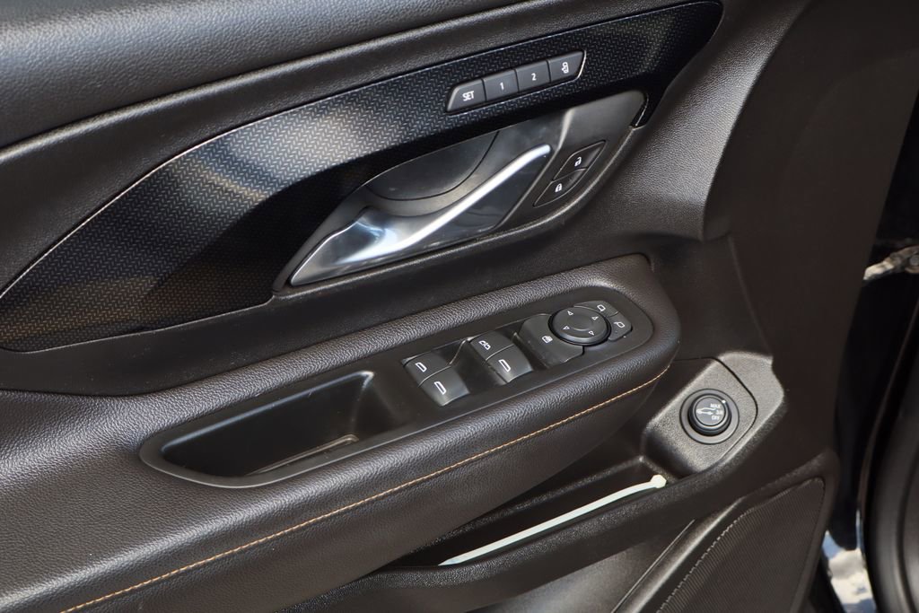 Certified 2022 GMC Terrain AT4 w/ Infotainment Package II image 19