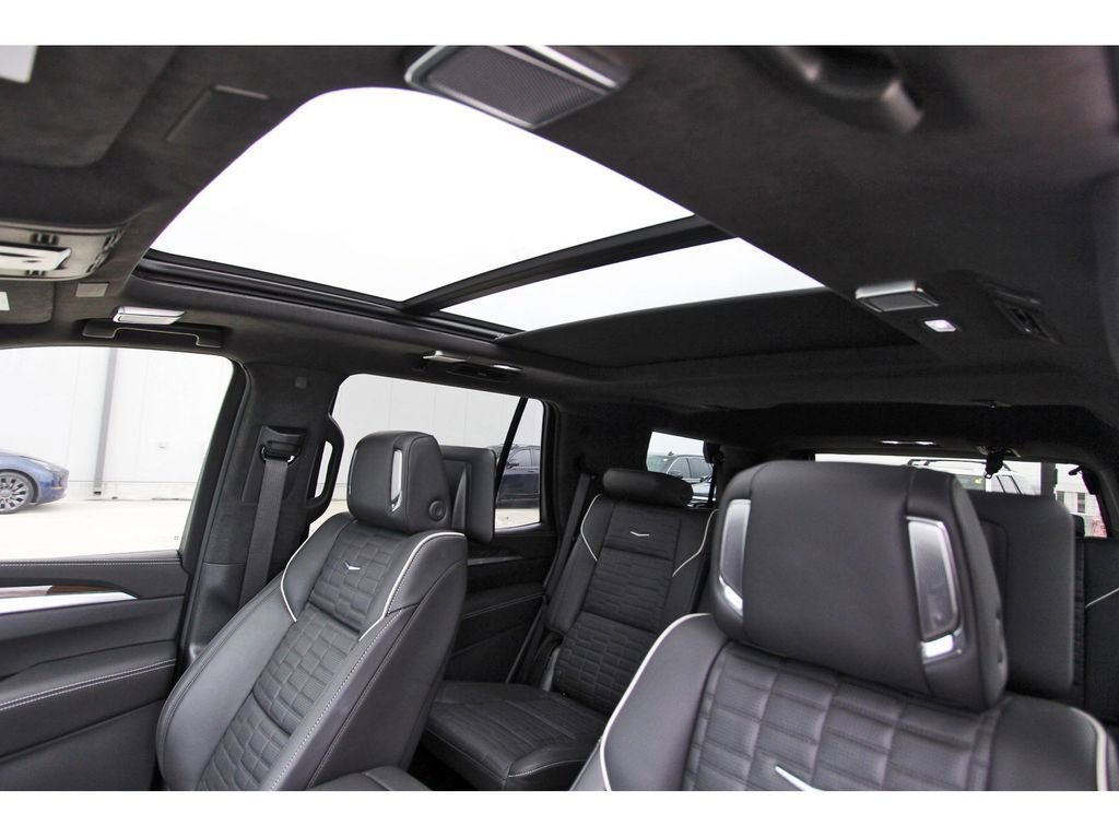 New 2026 Cadillac Escalade Platinum Sport AWD/4WD image 24