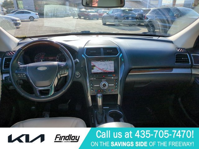 Used 2016 Ford Explorer Platinum AWD/4WD image 29