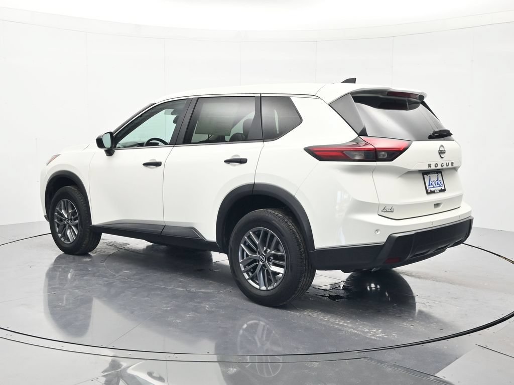 Used 2024 Nissan Rogue S FWD image 7