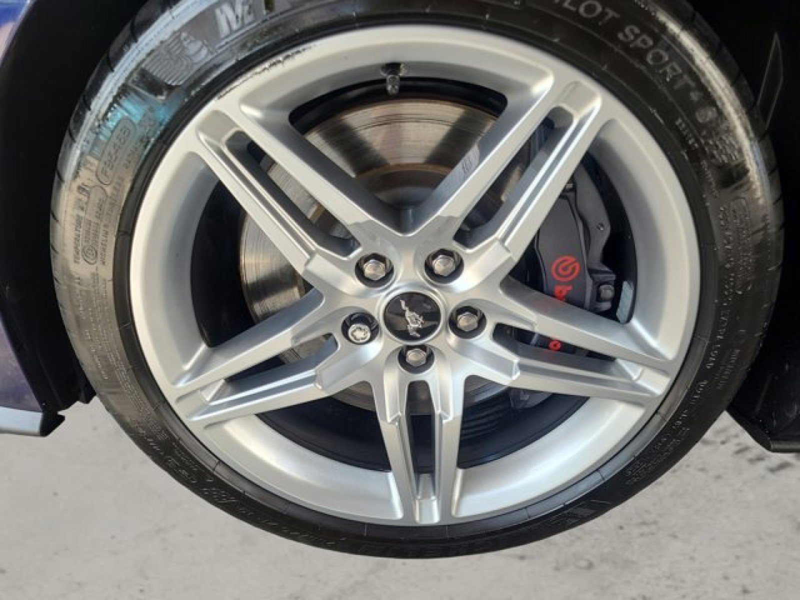 Used 2020 Ford Mustang GT Premium w/ GT Performance Package image 10