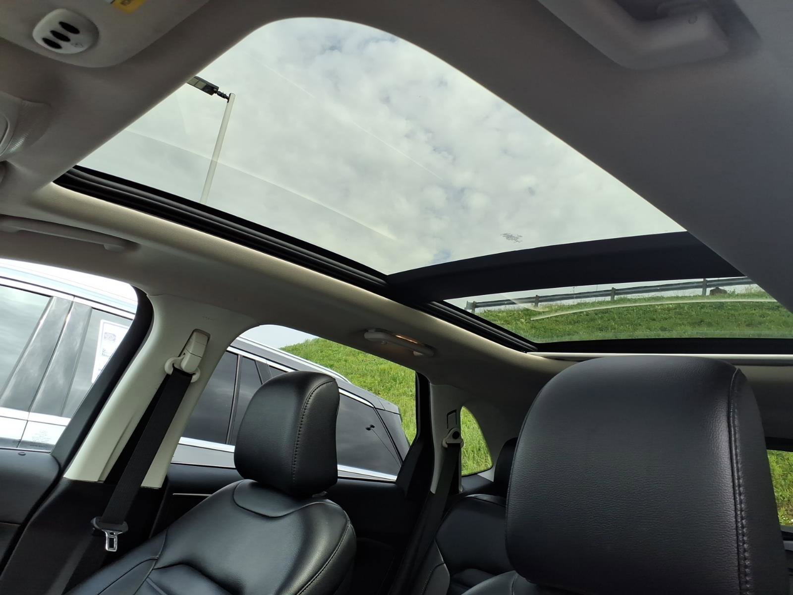 Used 2023 Ford Edge SEL w/ Convenience Package AWD/4WD image 14