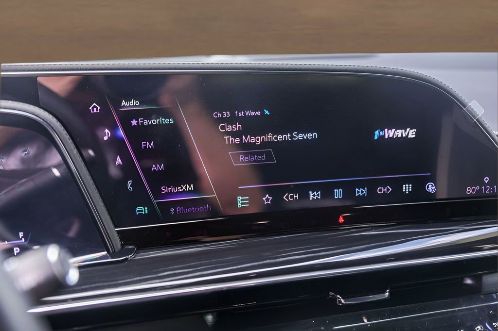 Used 2024 Cadillac Escalade Sport w/ Touring Package image 16