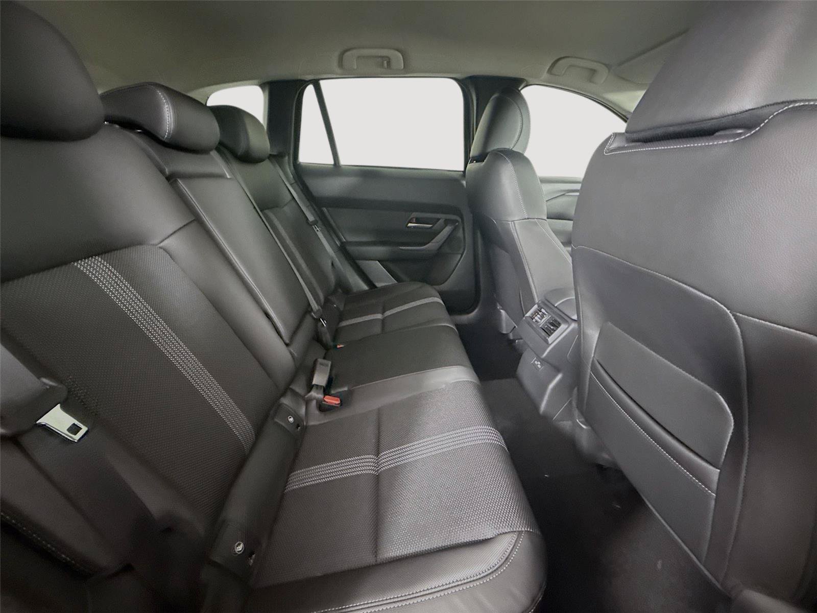 Used 2025 MAZDA CX-50 AWD 2.5 S w/ Weather Package image 39