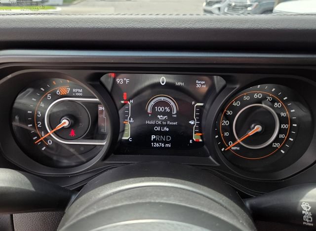 Used 2024 Jeep Wrangler Unlimited Rubicon w/ Technology Group AWD/4WD image 26