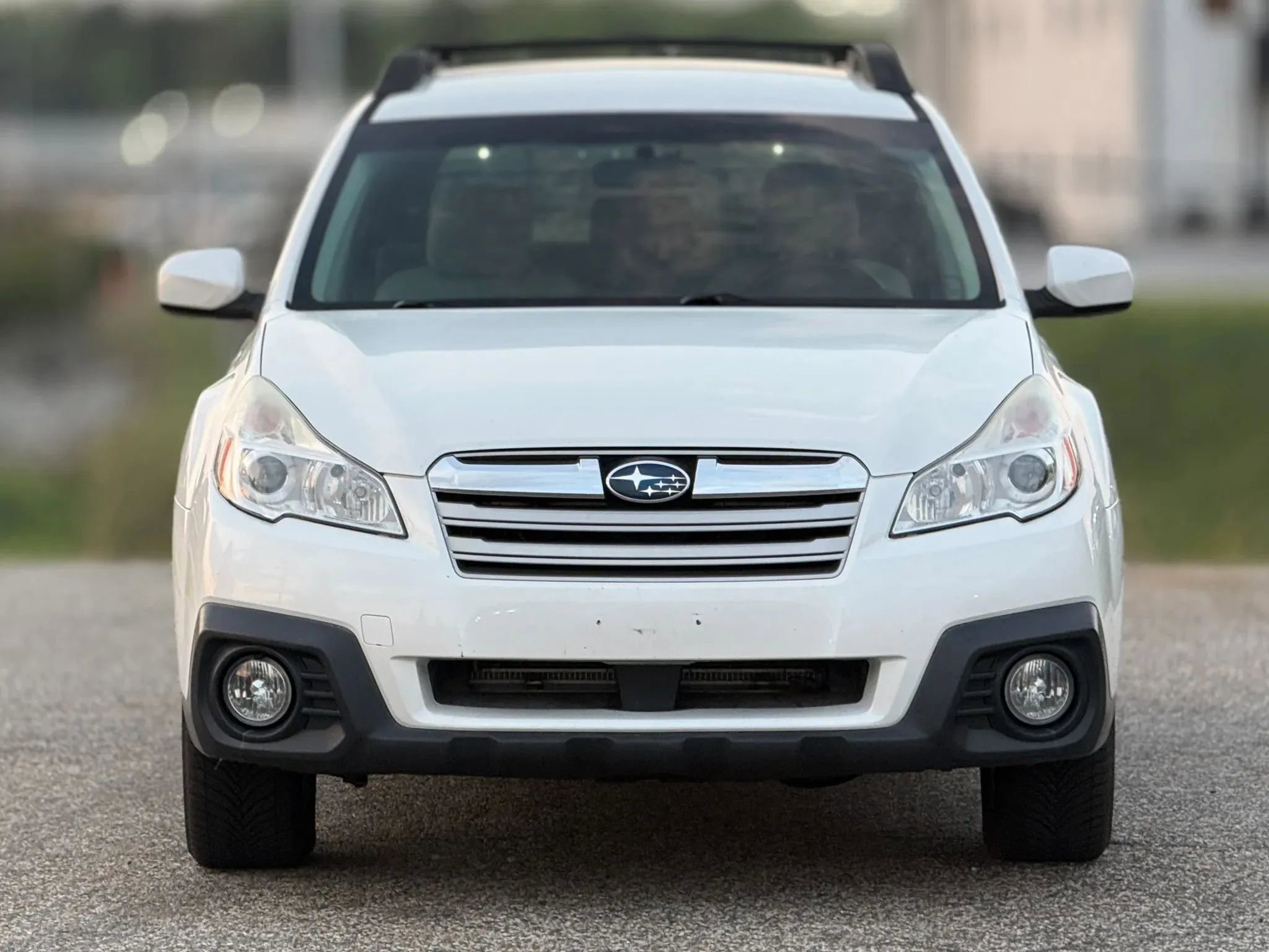 Used 2014 Subaru Outback 2.5i Premium AWD/4WD image 5