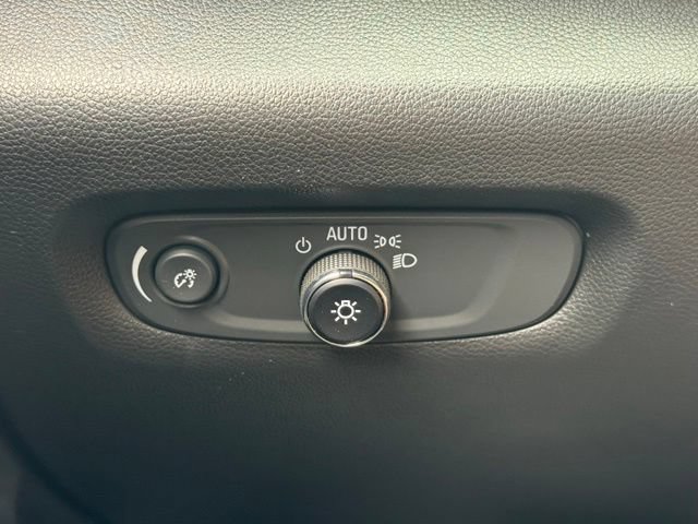 Certified 2023 Chevrolet Traverse LT AWD/4WD image 37