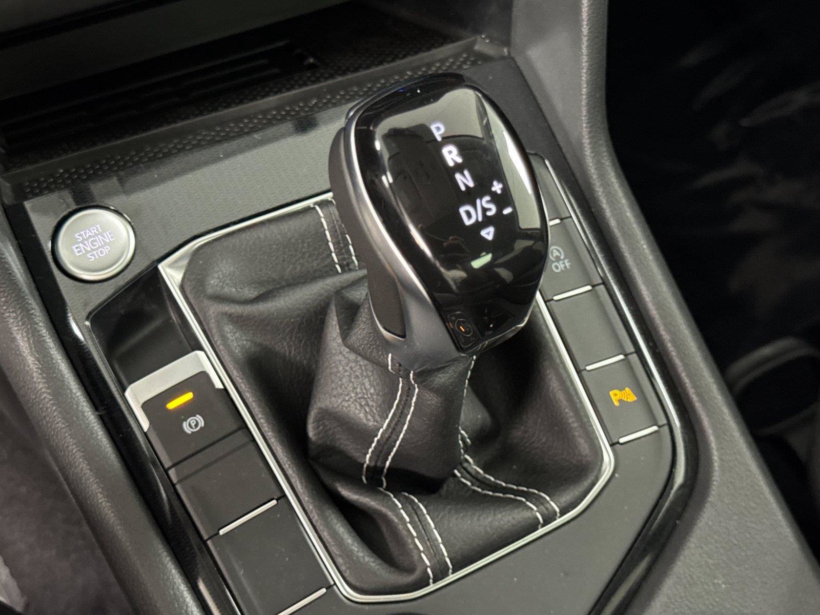 New 2026 Volkswagen Taos SEL AWD/4WD image 21
