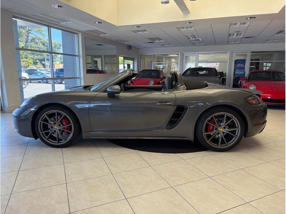 Used 2017 Porsche 718 Boxster S RWD image 7