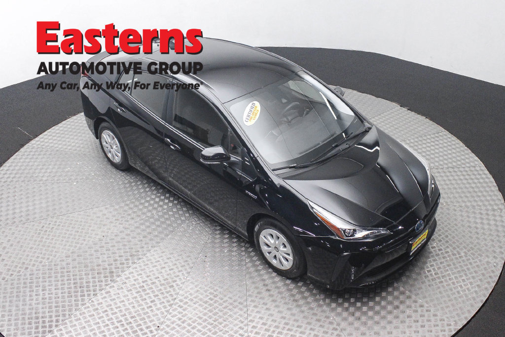 Used 2022 Toyota Prius LE FWD image 4