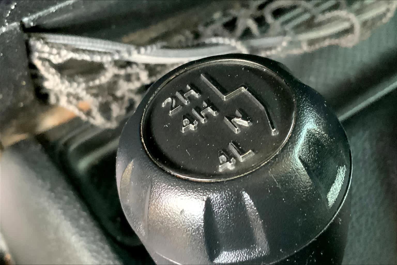 Used 2017 Jeep Wrangler Unlimited Sport AWD/4WD image 36