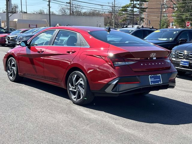 Certified 2025 Hyundai Elantra SEL image 5