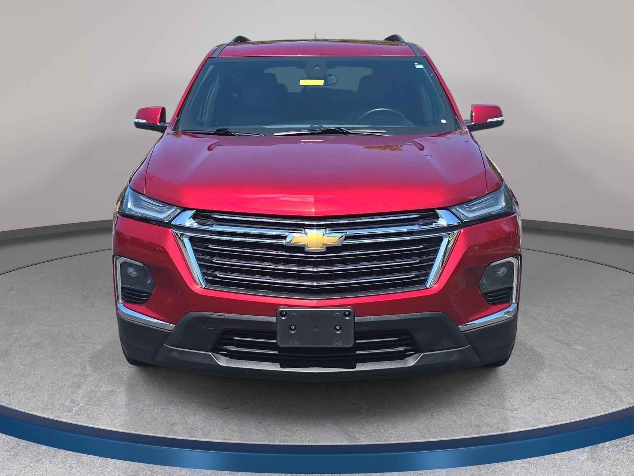 Used 2023 Chevrolet Traverse LT FWD video 2