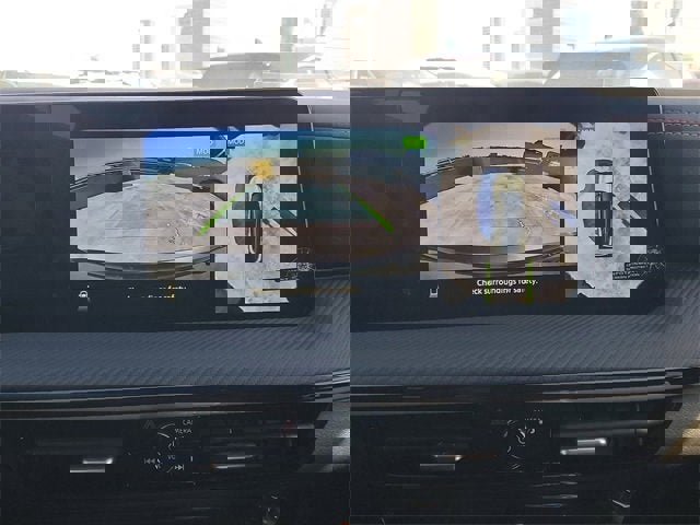 New 2025 Nissan Kicks SR image 14