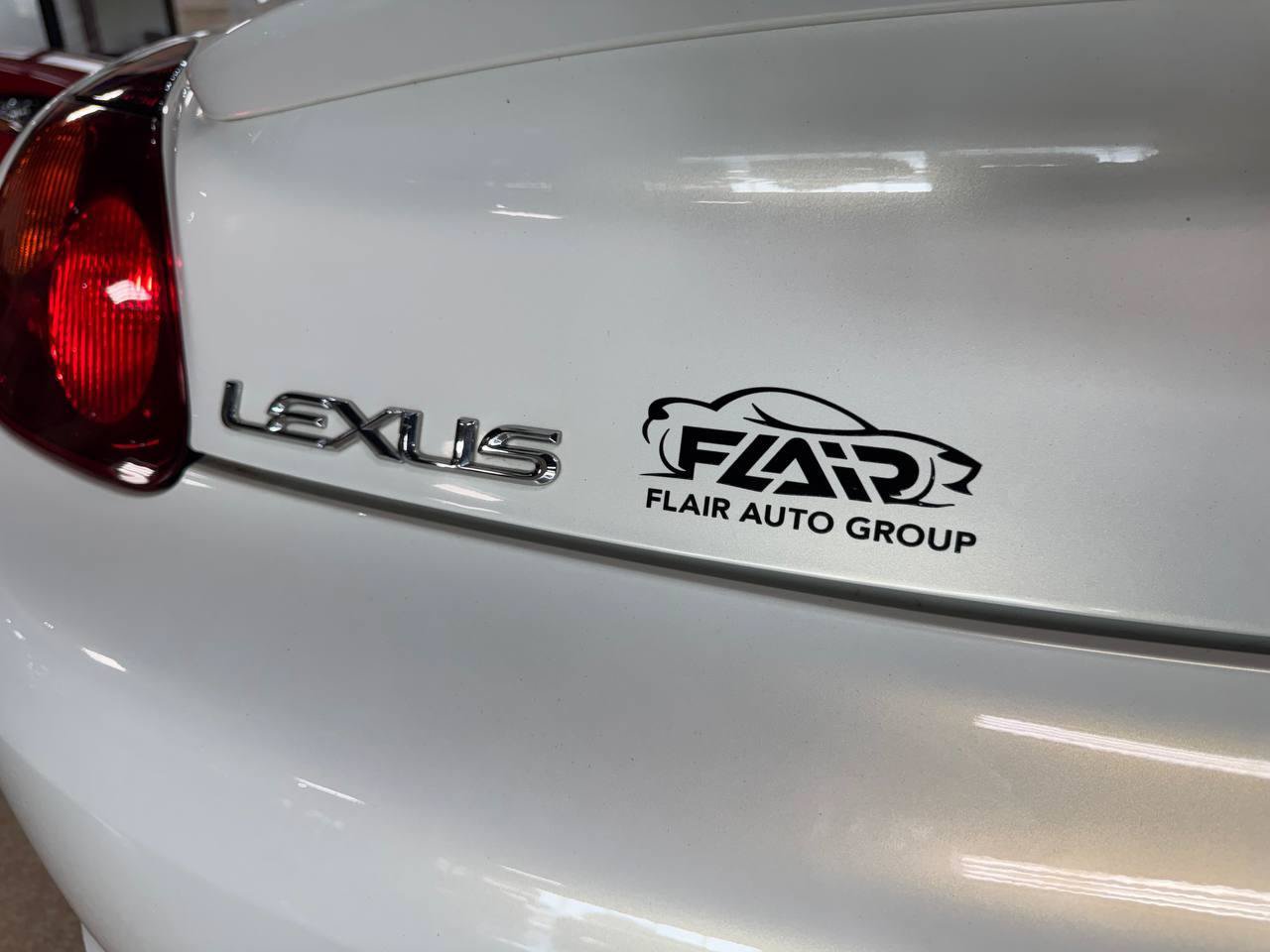Used 2004 Lexus SC 430 Convertible RWD image 39