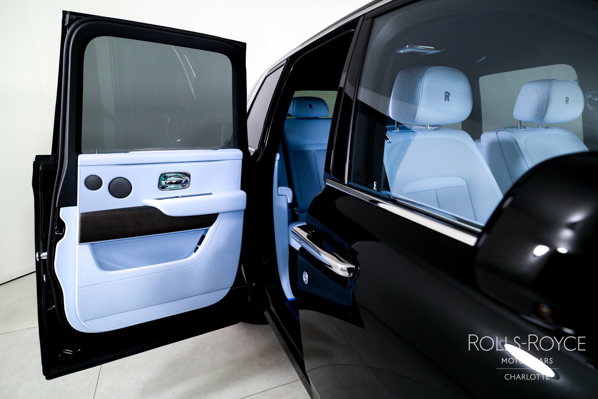 New 2026 Rolls-Royce Cullinan AWD/4WD image 29