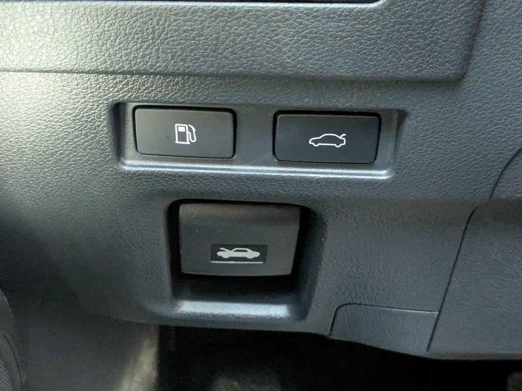 Used 2025 Lexus ES 350 w/ Premium Package FWD image 14