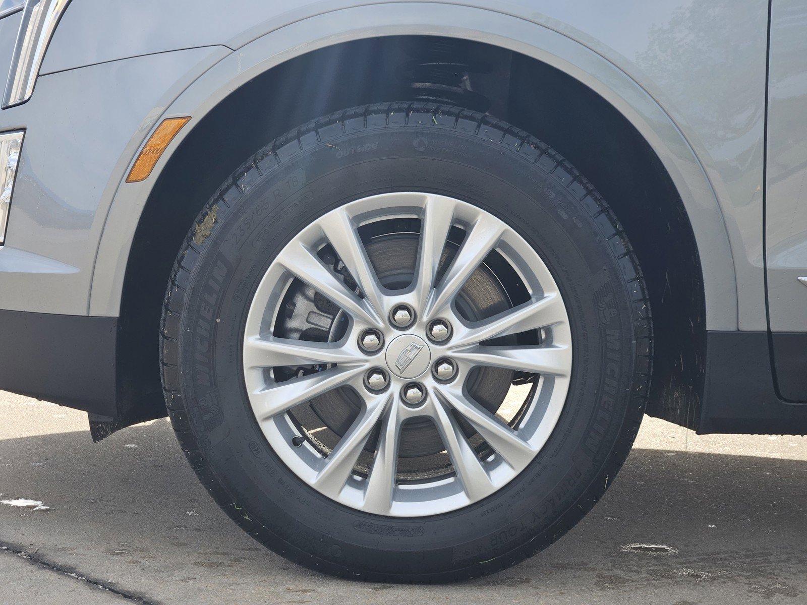 New 2026 Cadillac XT5 Luxury w/ LPO, Floor Liner Package FWD image 7