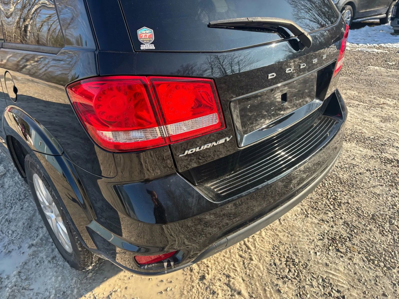 Used 2019 Dodge Journey SE image 25