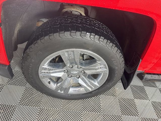 Used 2018 Chevrolet Silverado 1500 Custom w/ Custom Value Package AWD/4WD image 8