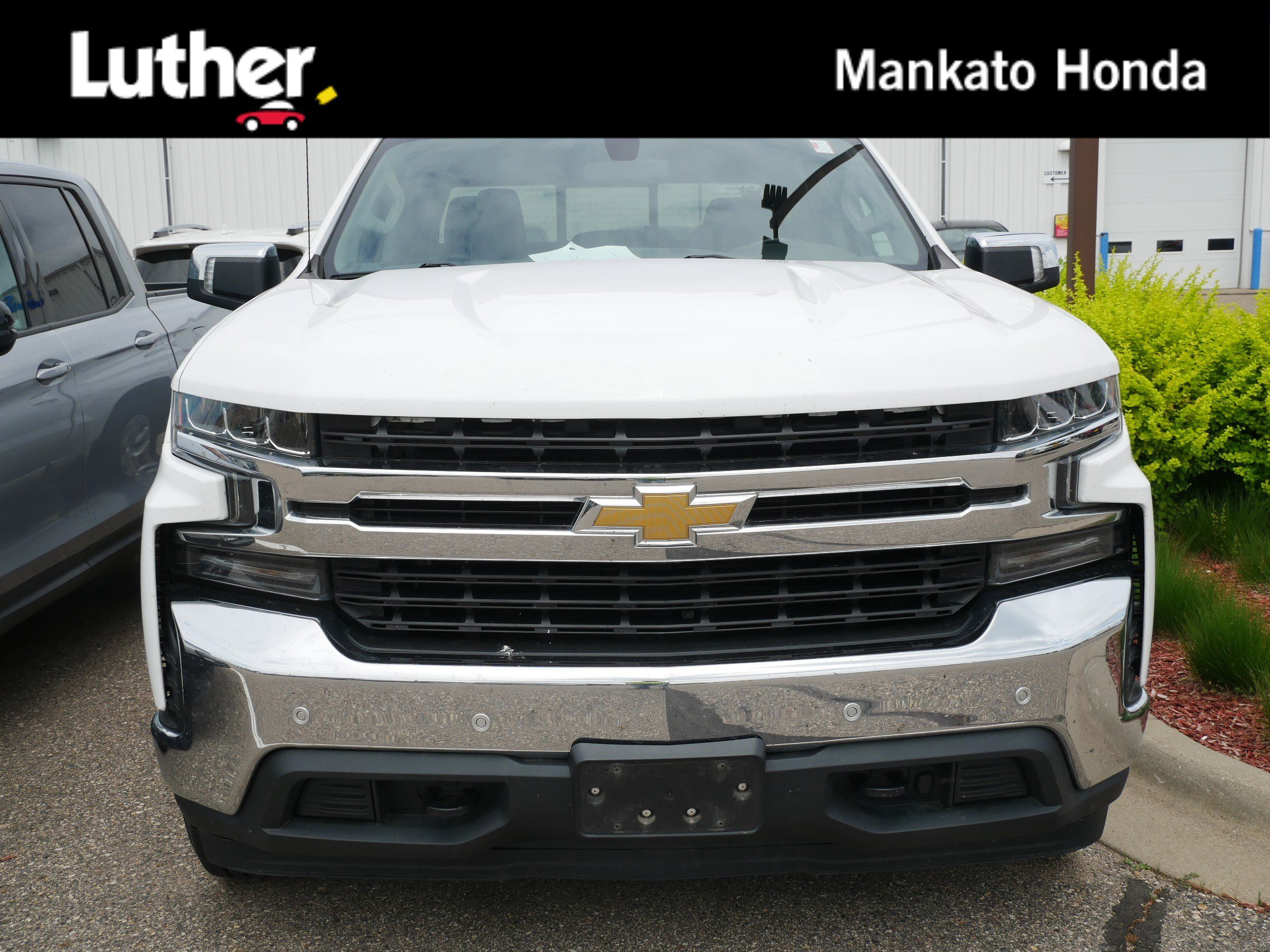 Used 2019 Chevrolet Silverado 1500 LT w/ All-Star Edition AWD/4WD image 1