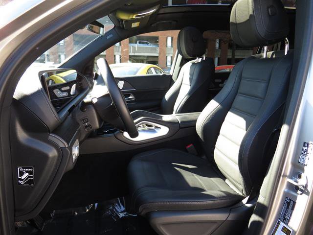 Used 2023 Mercedes-Benz GLS 450 4MATIC image 17