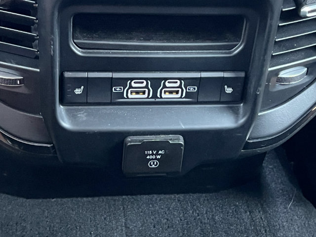 Used 2024 RAM 3500 Limited AWD/4WD image 43