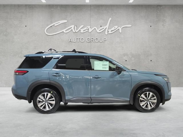 New 2026 Nissan Pathfinder SL image 17