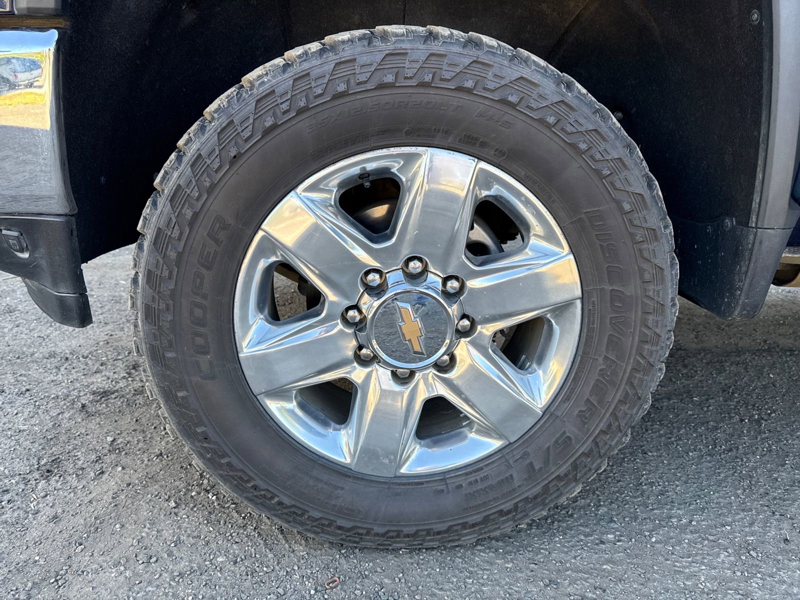 Used 2022 Chevrolet Silverado 2500 LTZ w/ LTZ Plus Package image 27