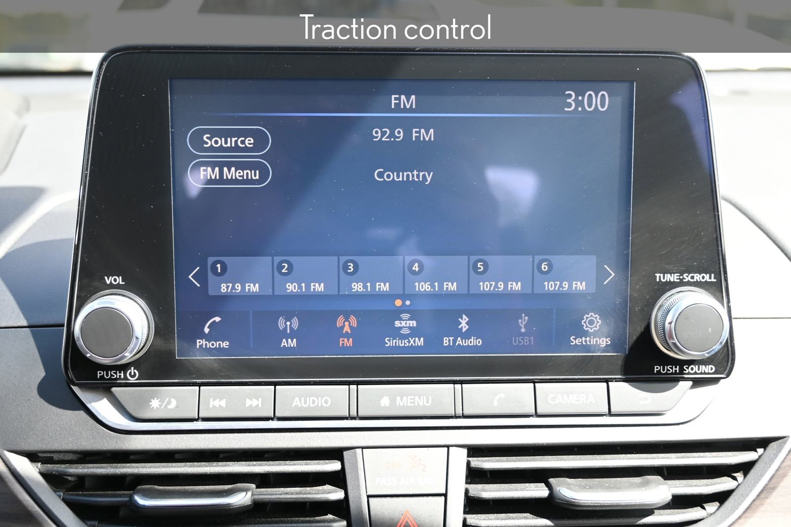 Used 2024 Nissan Altima 2.5 SV image 14