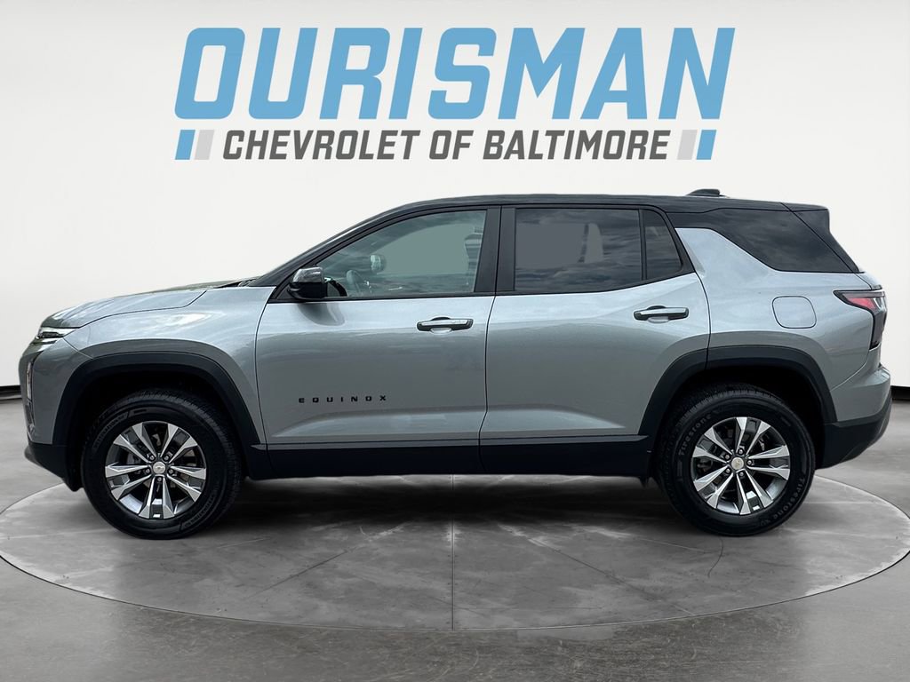 Used 2026 Chevrolet Equinox LT w/ Convenience Package II FWD image 3