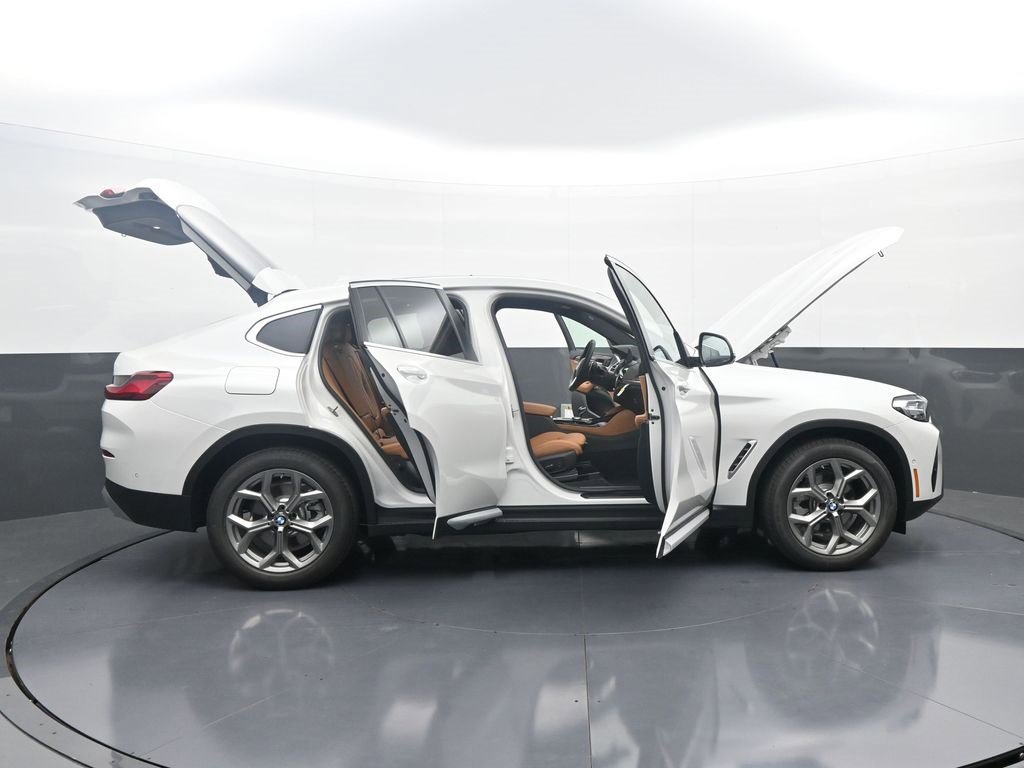 New 2025 BMW X4 xDrive30i w/ Premium Package image 50